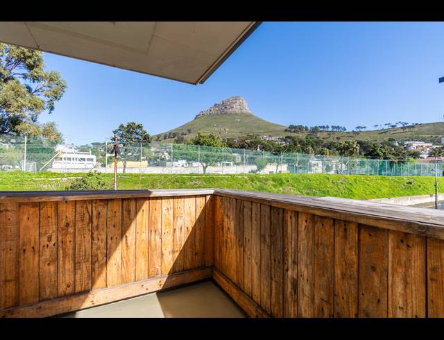 2 BEDROOM APARTMENT FOR SALE IN TAMBOERSKLOOF